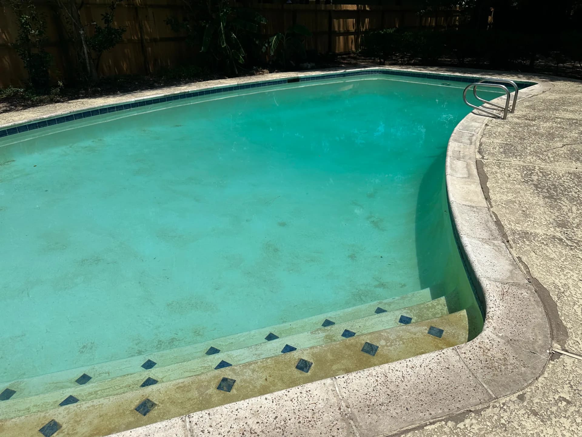 Outdated Tile and Coping